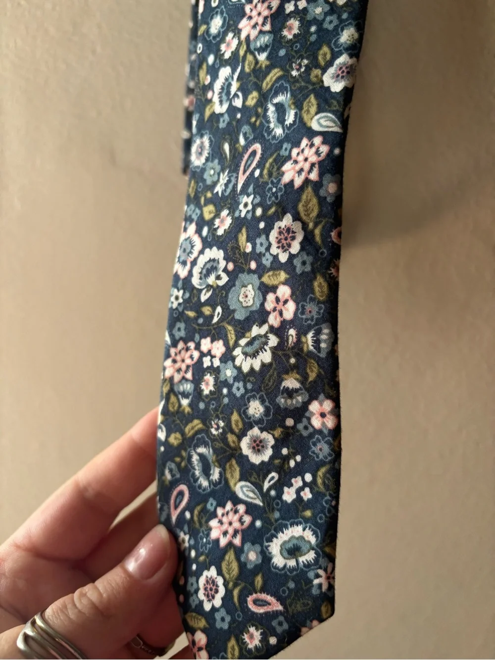 Dazi First Date Floral Skinny Tie